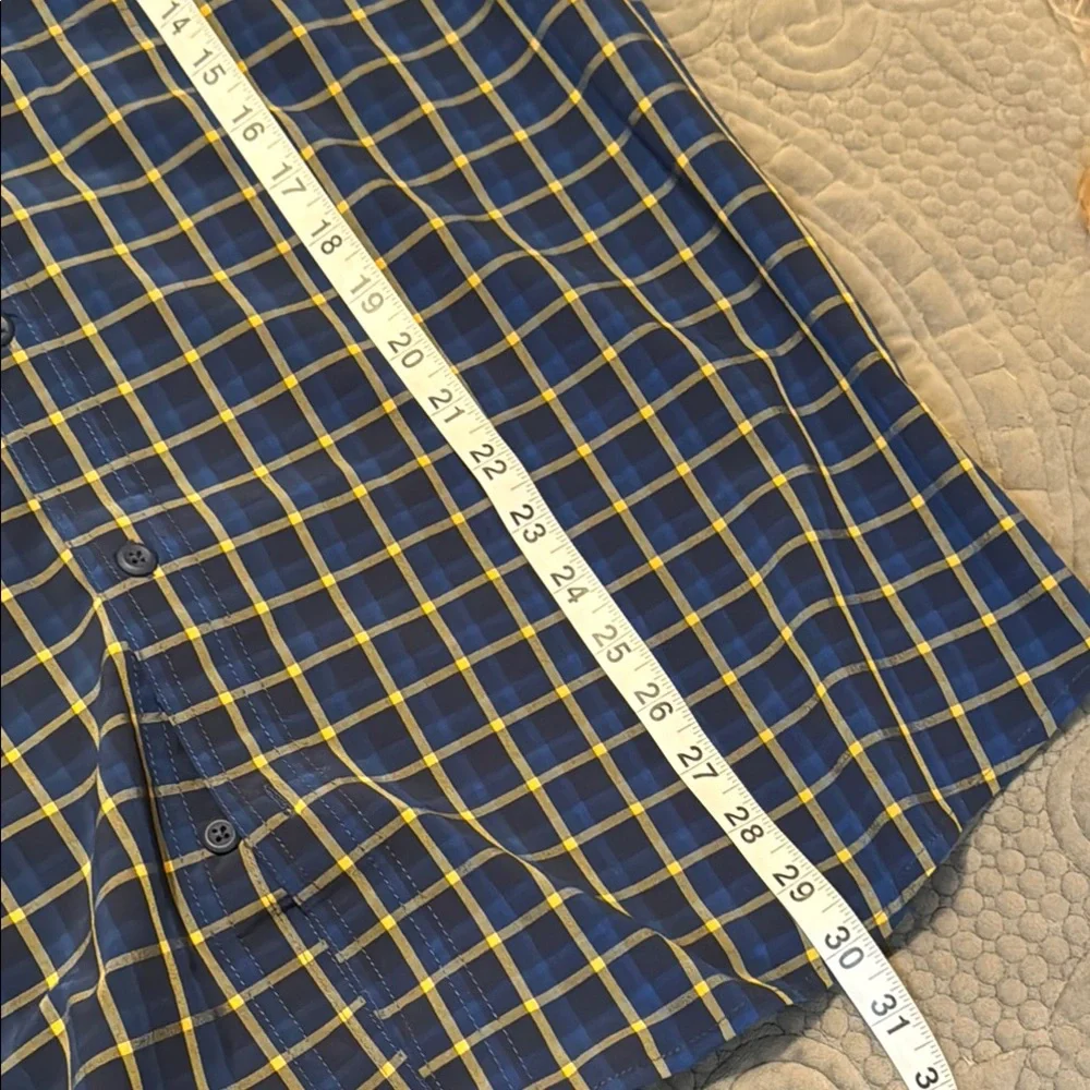 Columbia Blue and Yellow Casual Button Down Shirt - Picture 10 of 11